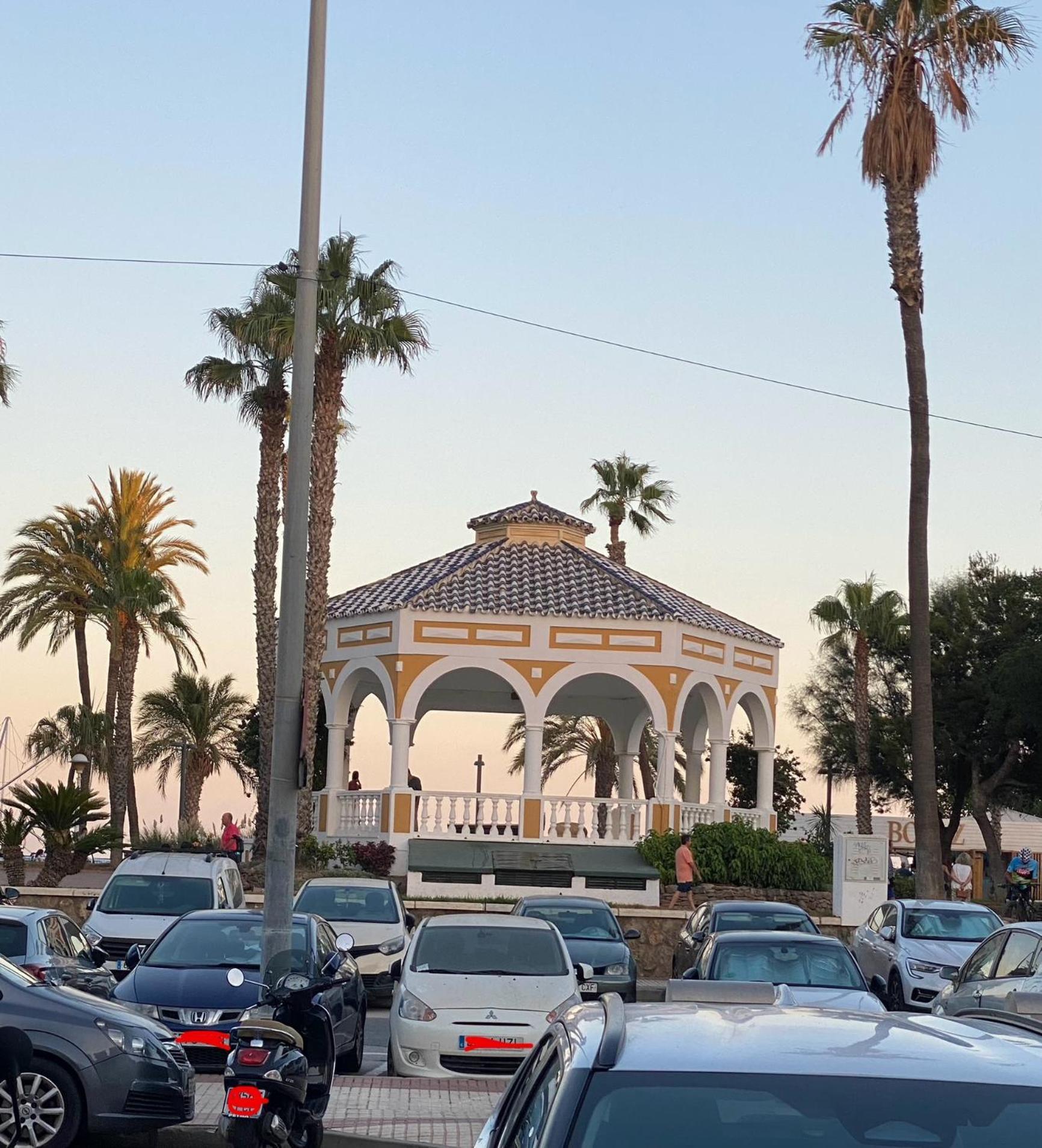 Apartament Casa Alicia Torre Del Mar Zewnętrze zdjęcie